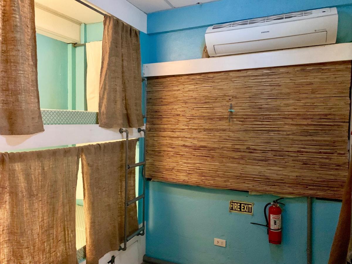 Moon Fools Hostel Panglao Bagian luar foto